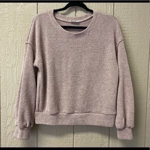 Boutique brand poly sweater | size Medium
